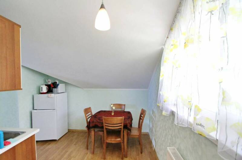 Зеленый номер-студия