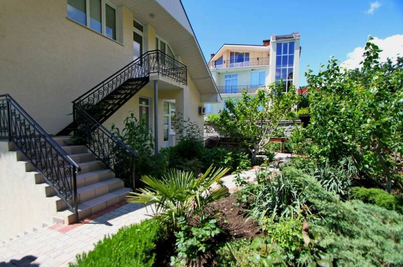 Синий номер-студия