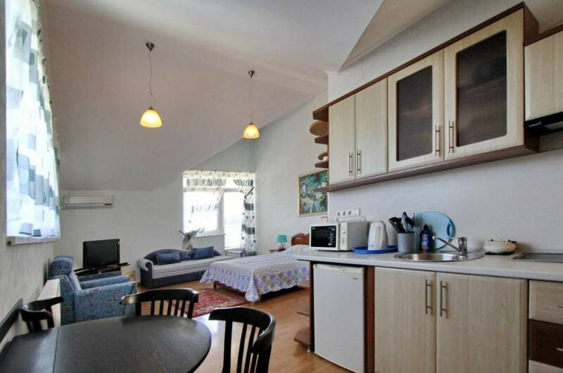 Синий номер-студия