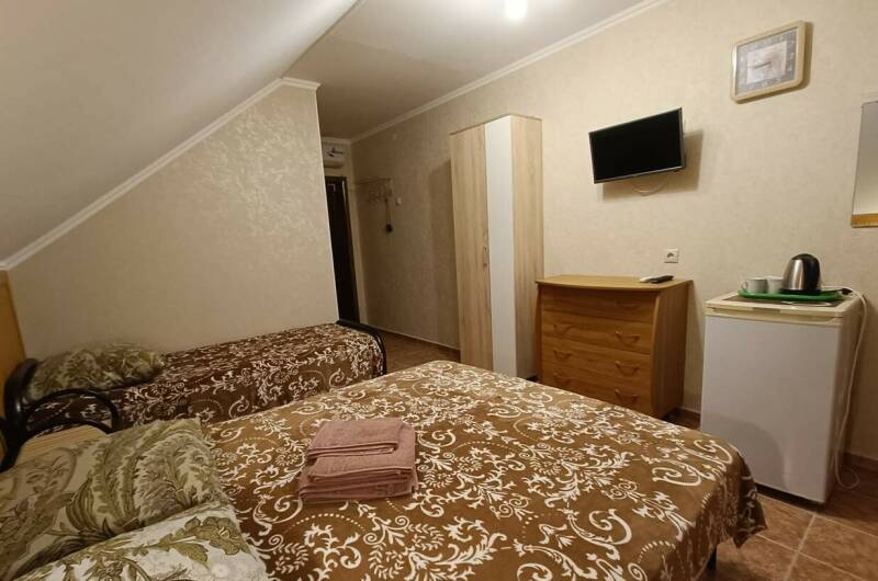 «Стандарт» 3-х местный с удобствами