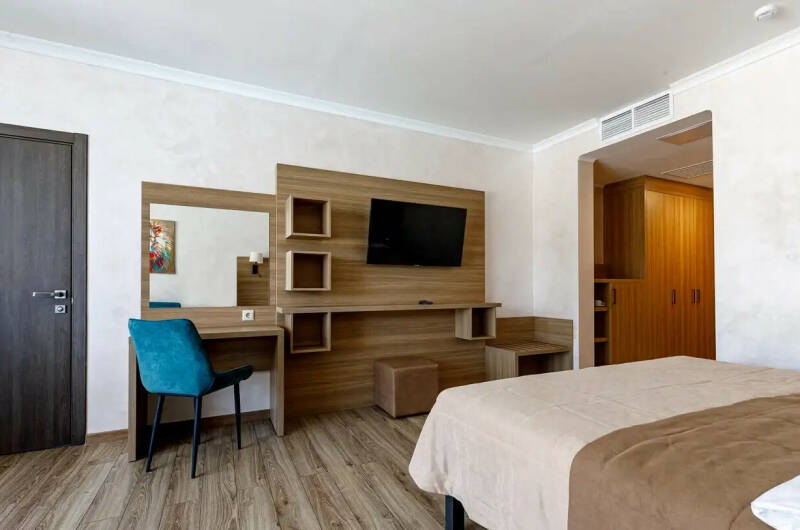 Двухкомнатный семейный номер с доп. местом (5*)