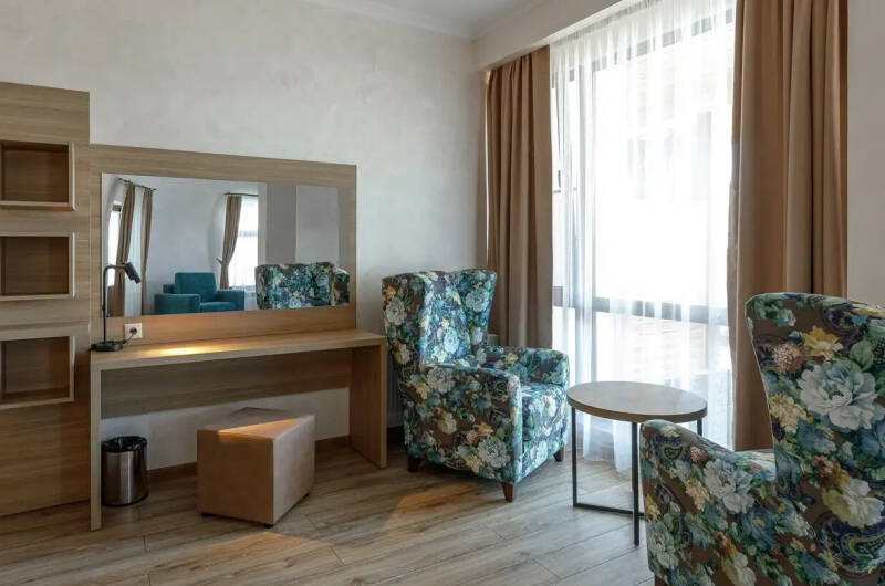 «Джуниор Сюит» с видом на море