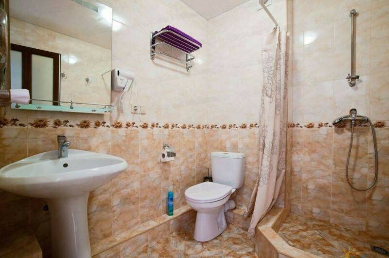 2х местн комфорт с двусп-ой кроватью с доп местом