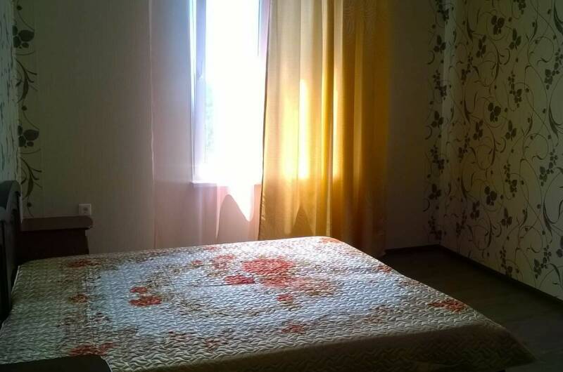 Двухкомнатный с кухней