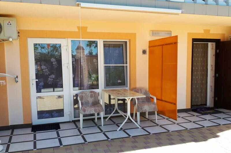 Номер с удобствами на 3−4 человека