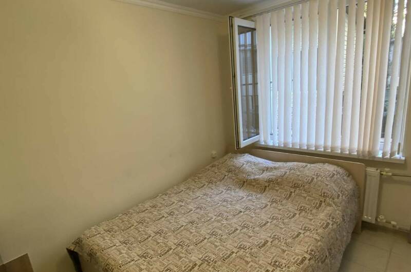 2-х местный номер (1 этаж) общая кухня на 2 номера