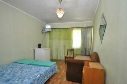 Четырёхместный номер с удобствами и кондиционером