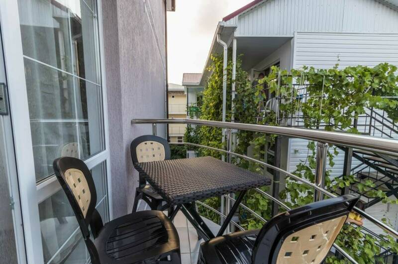 Двухместный номер Стандарт с балконом