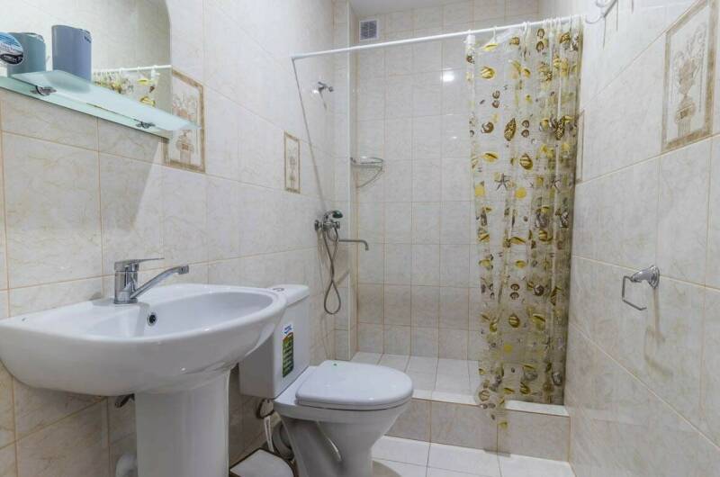 Трехместный номер Стандарт с балконом