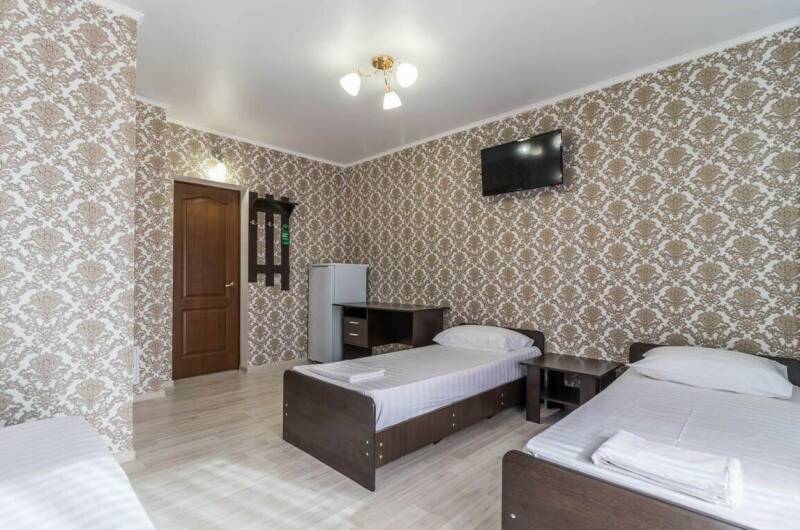 Четырехместный номер Стандарт с индивид. балконом