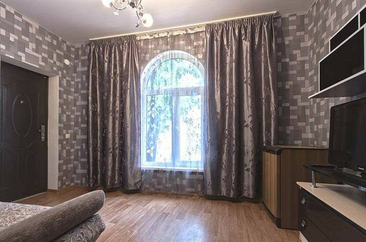 Двухкомнатный четырехместный номер Стандарт 1 этаж