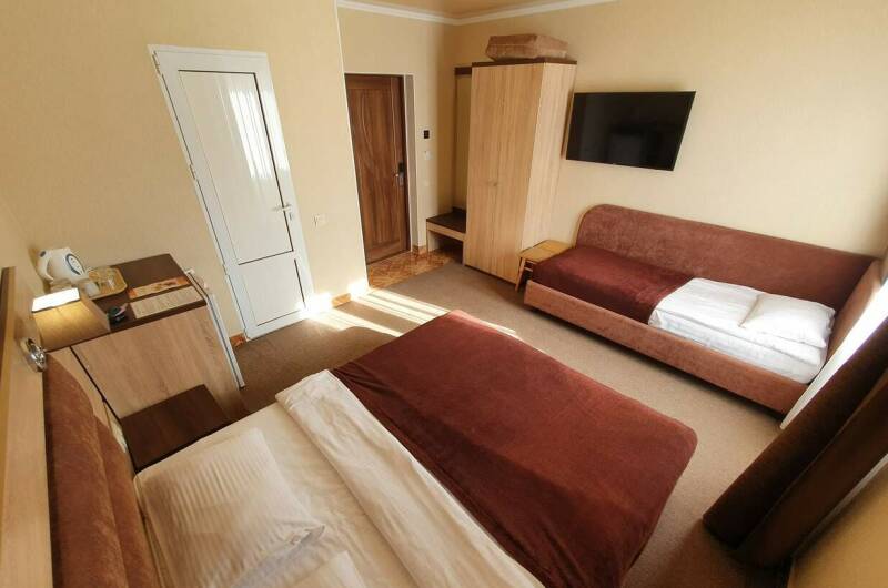 Трехместный номер с удобствами