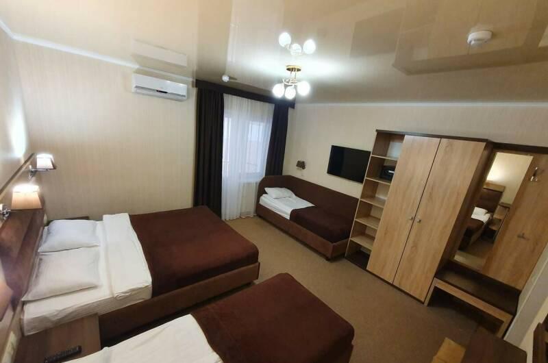 Четырехместный номер с удобствами