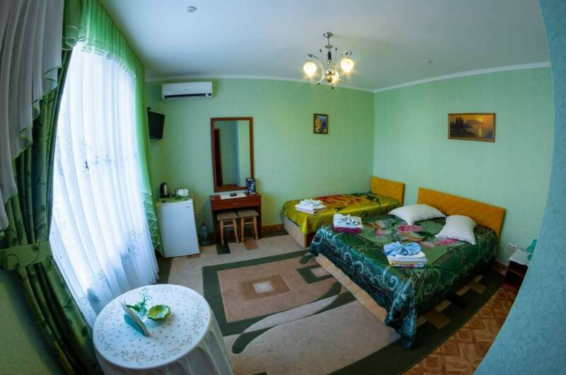 Номер трёхместный