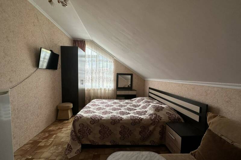 3−4-х местный номер без балкона на 5 этаже