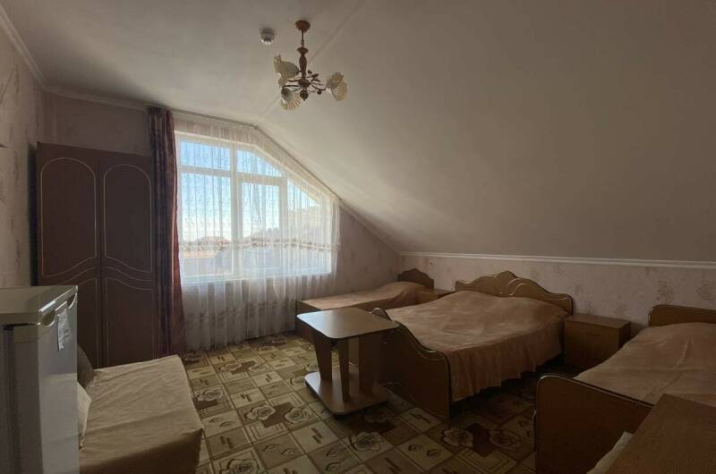 Семейный номер без балкона на 5 этаже