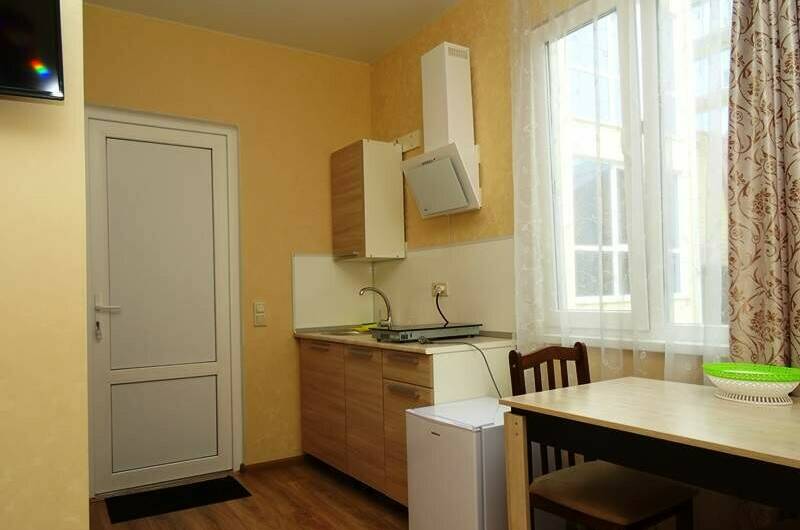 Студия с кухней и балконом