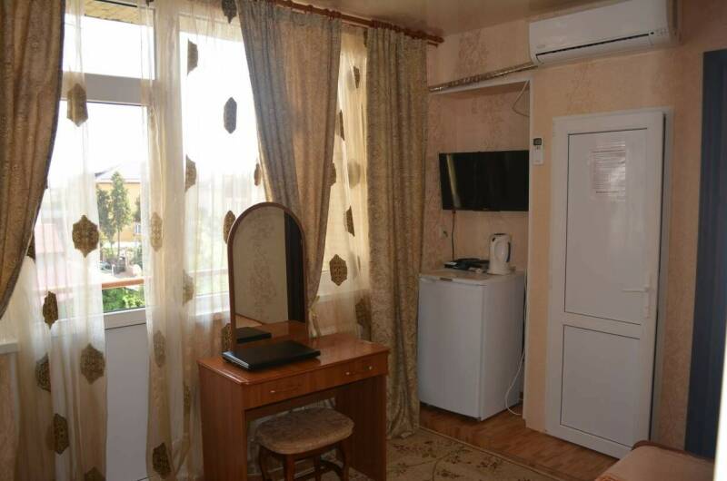 № 9 Трехместный номер со всеми удобствами 3-эт