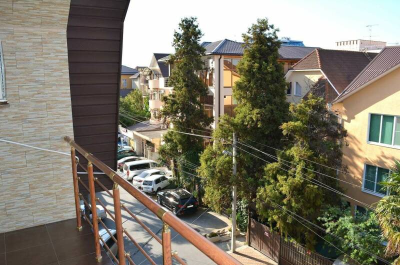 № 10 Трехместный номер со всеми удобствами 3-эт