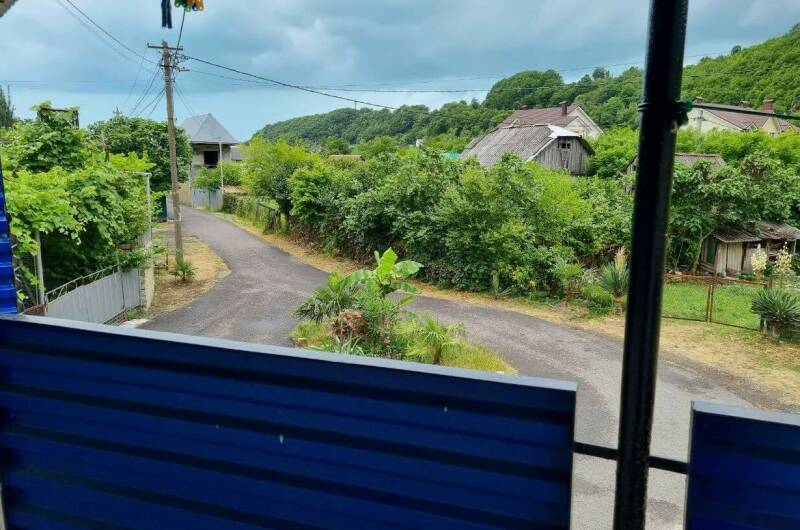 Коттедж 2-х комнатный с кухней и двором