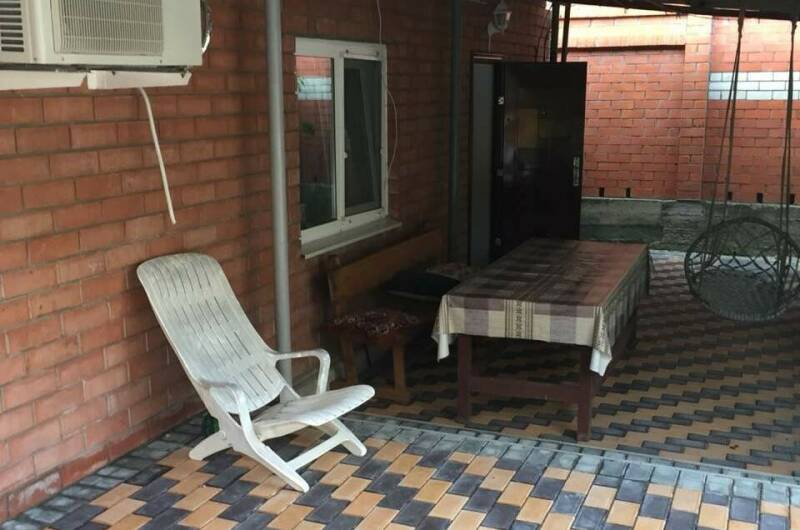 Отдельный домик на 5−6 человек