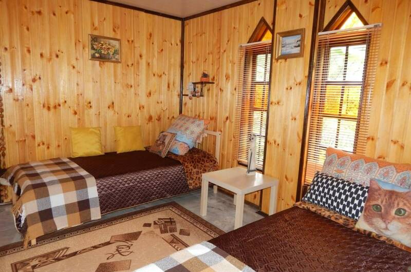 Трехместный