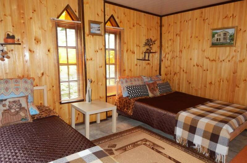 Трехместный