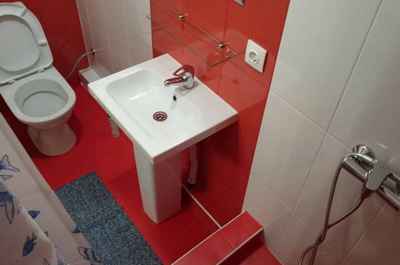 Комната 3-х местная с удобствами