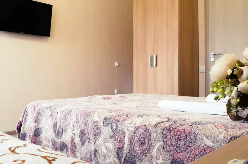 Комната 3-х местная с удобствами