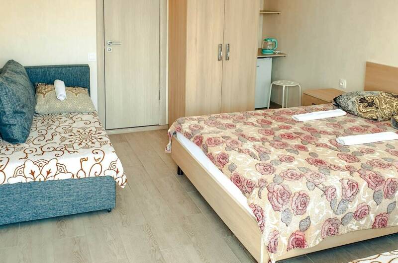 Комната 4-х местная с удобствами