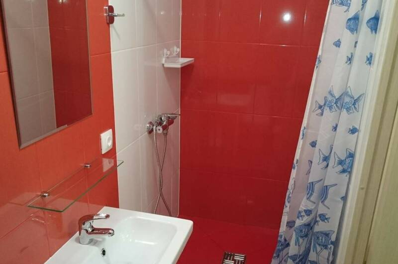 Комната 4-х местная с удобствами