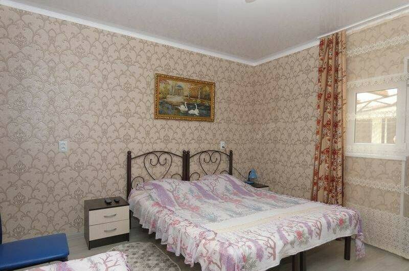 Номер «Люкс» на троих