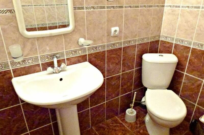 Отдельный домик с кухней и терассой