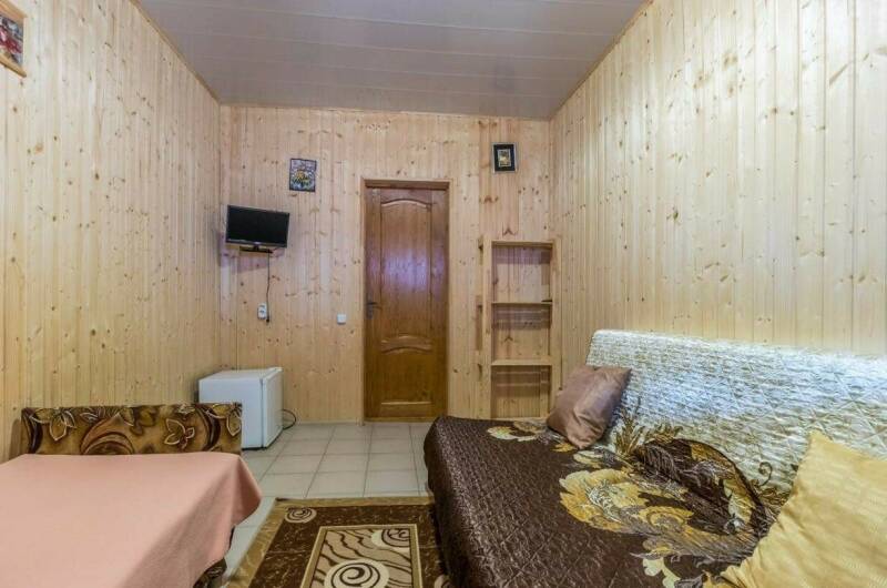 Комната «Полулюкс» на 2−3 человека