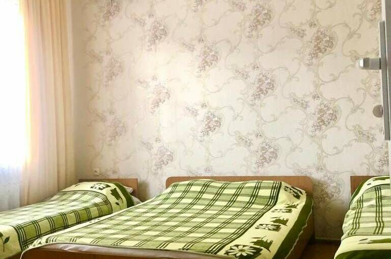 Трехместный номер + кресло кровать