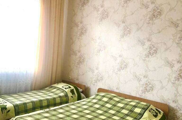 Трехместный номер + кресло кровать