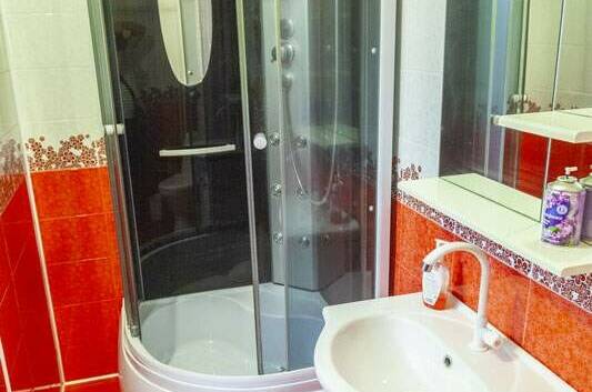 Двухкомнатный с мини-кухней