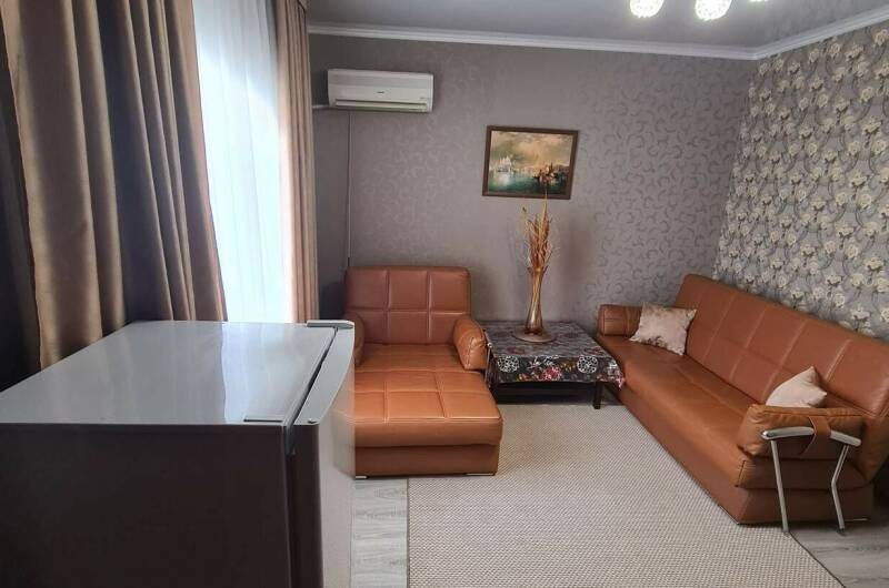 Двухкомнатный номер с удобствами 2 этаж