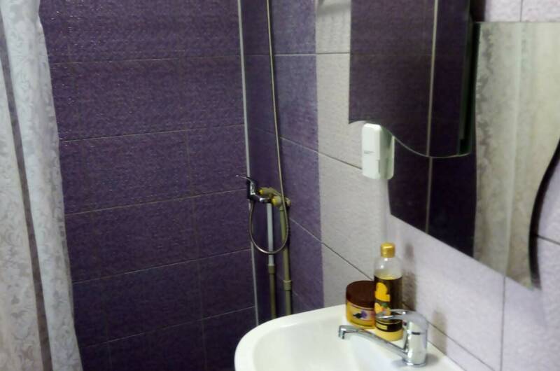 Номер фиолетовый