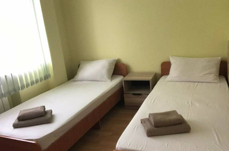 Комната с отдельными кроватями