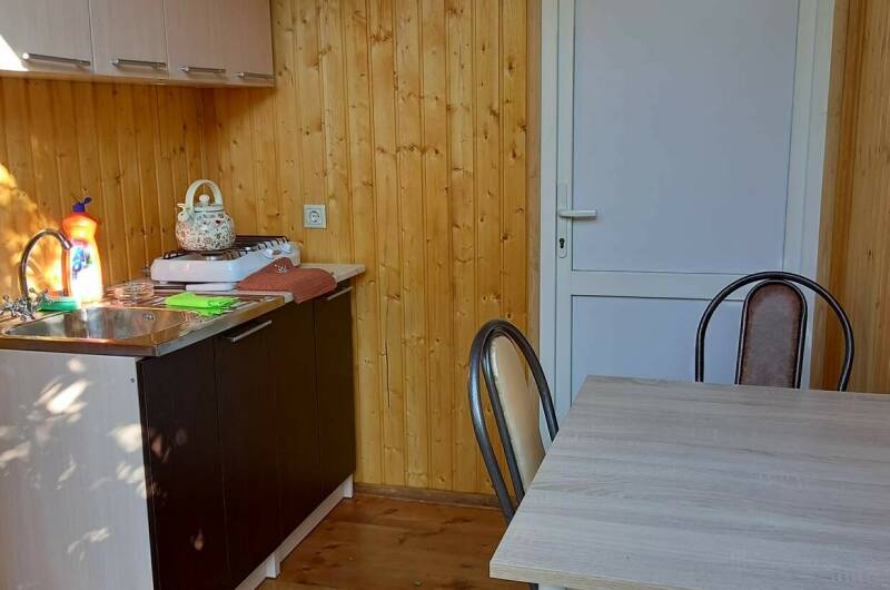 Отдельный домик с балконом и собственной кухней