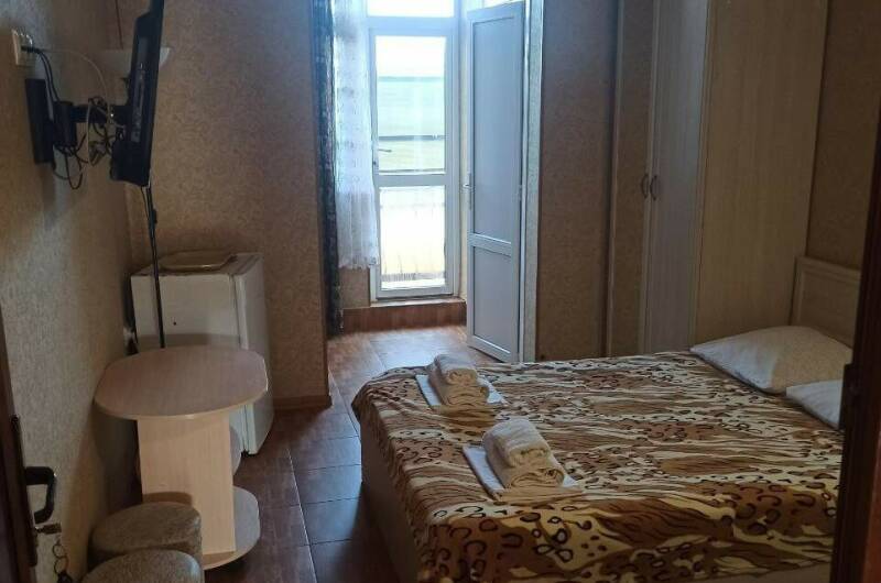 Трёхместный «Комфорт» с балконом на 2 этаже