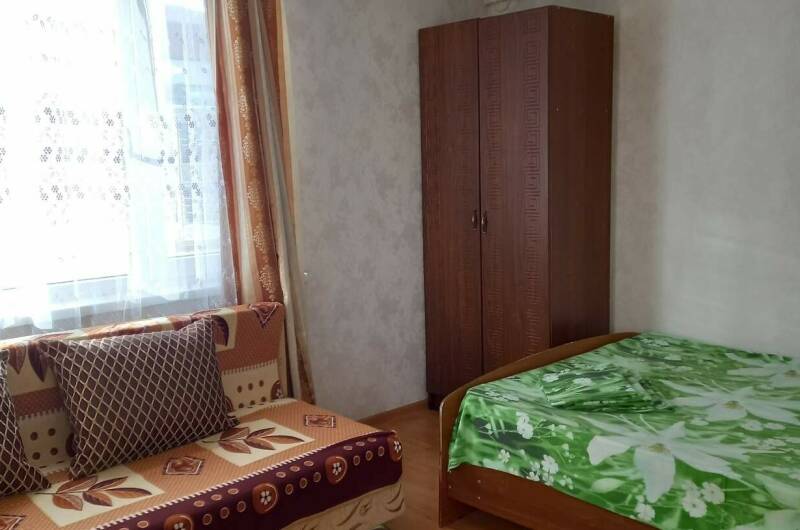 Трех-четырехместный номер с удобствами