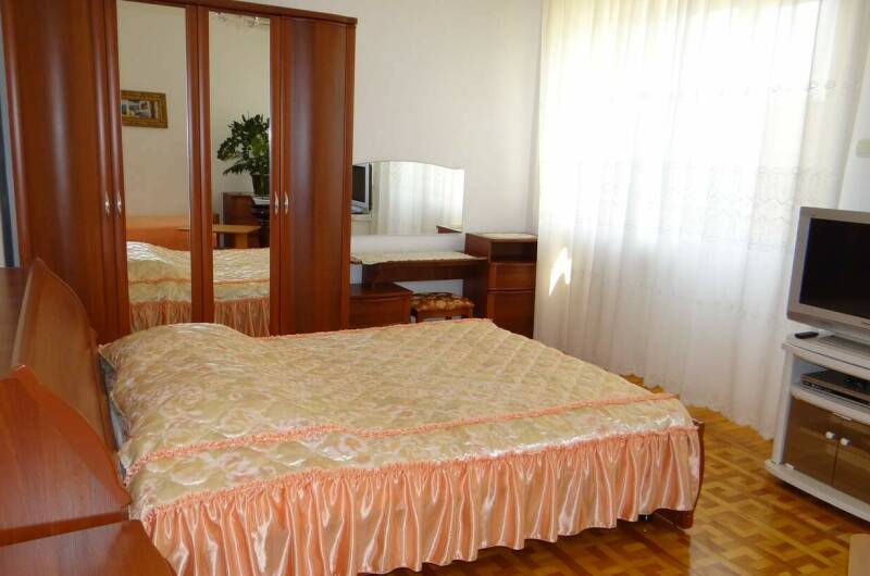 «Эконом» 3-х местный