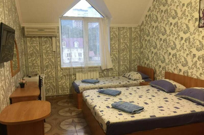 Трехместный номер (4этаж 11 и 12 номера)