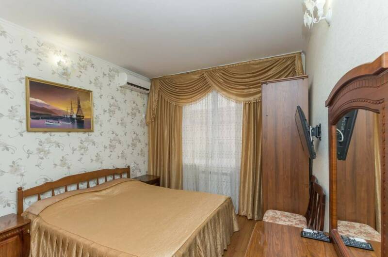 Двухкомнатный номер (3этаж 8 номер)