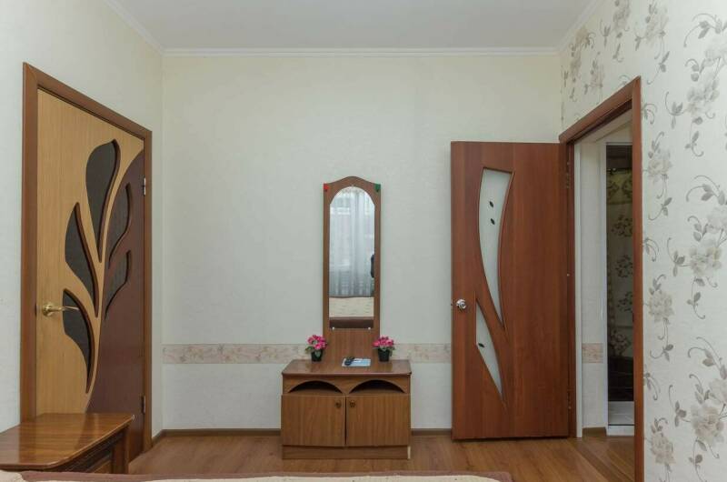 Двухкомнатный номер (3этаж 8 номер)