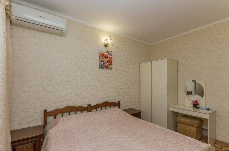 Двухместный номер (3 этаж 9 номер)