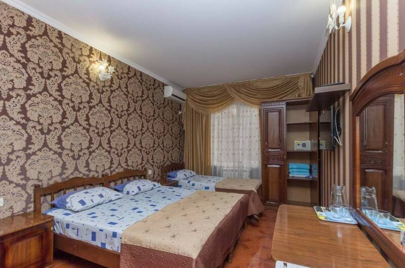 Трехместный номер (2 этаж 4б номер)