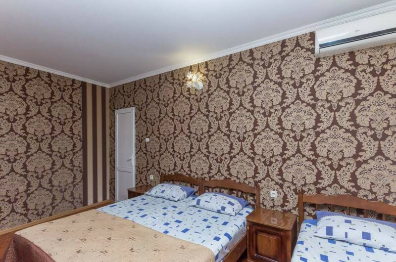 Трехместный номер (2 этаж 4б номер)